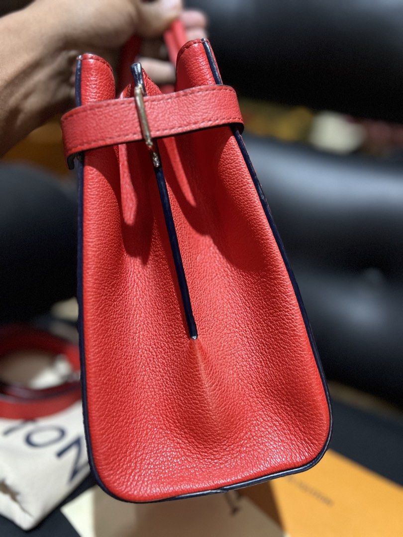 Lv tote twist (Category: Luxury Bags & Wallets) located in Lapu-Lapu City. Submitted by 0909tagabagz0909 (Listing ID 1431577868, Image 2). Description: Looks new condition With dustbag and reciept.