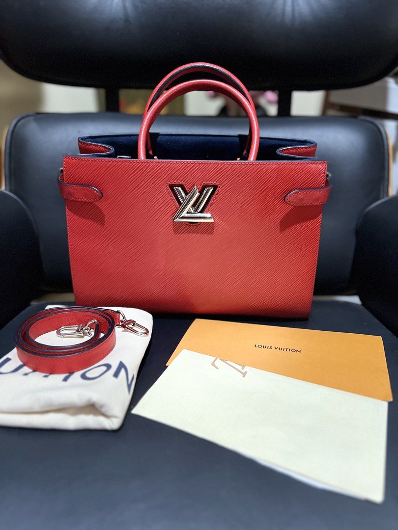 Lv tote twist (Category: Luxury Bags & Wallets) located in Lapu-Lapu City. Submitted by 0909tagabagz0909 (Listing ID 1431577868, Image 1). Description: Looks new condition With dustbag and reciept.