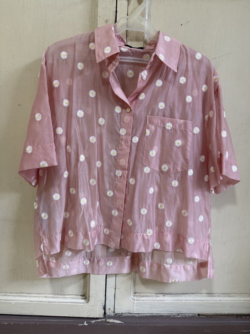 Mango Pink Floral Blouse (Category: Blouses) located in Manila. Submitted by declutter_with_cmb (Listing ID 1431625002, Image 1). Description: very nice Mango blouse pink with floral details used once.