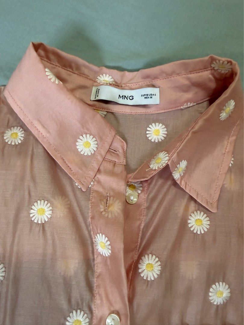 Mango Pink Floral Blouse (Category: Blouses) located in Manila. Submitted by declutter_with_cmb (Listing ID 1431625002, Image 2). Description: very nice Mango blouse pink with floral details used once.