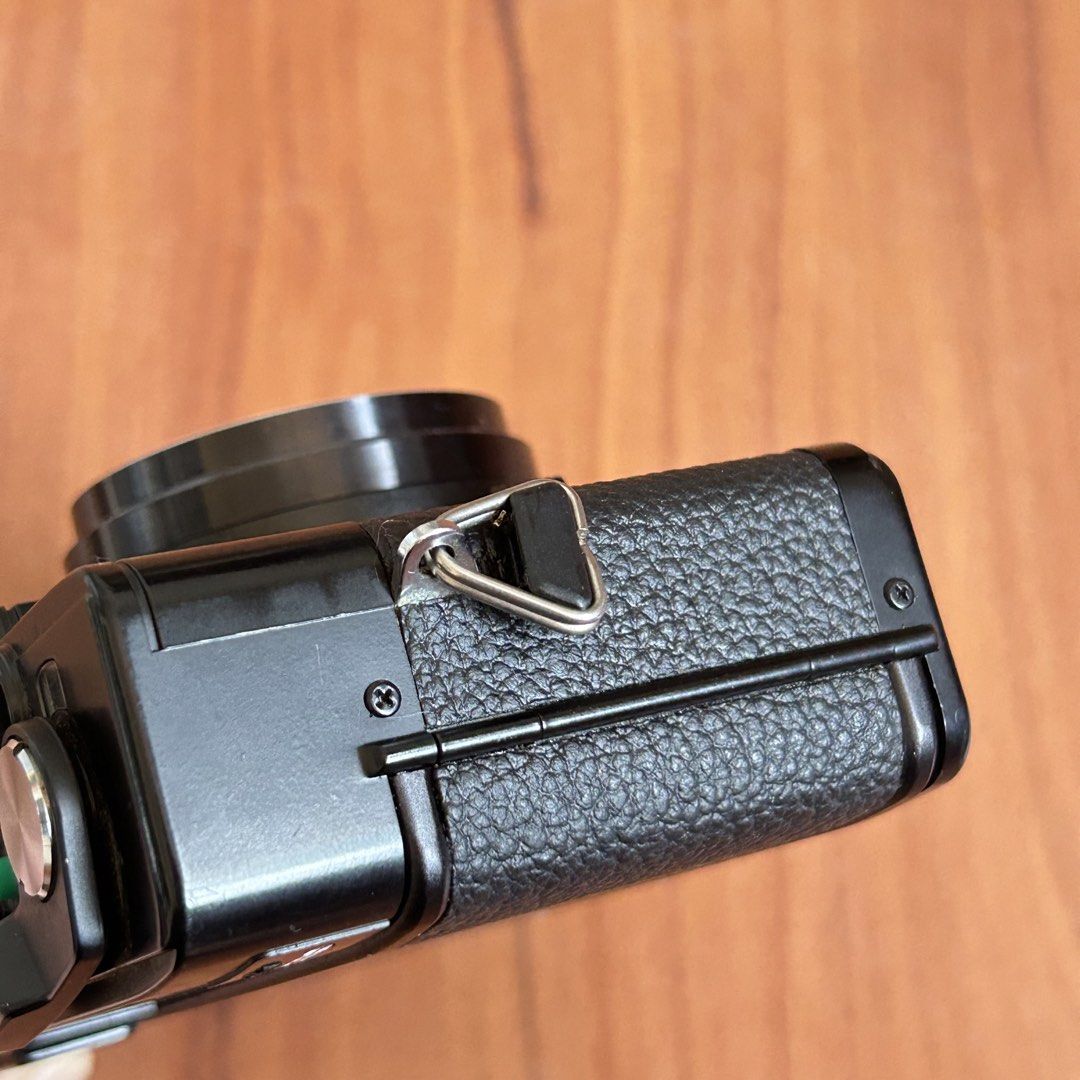 Minolta Hi-Matic AF-D film camera (Category: Cameras) located in Las Pinas. Submitted by pl4y_it_4g4in (Listing ID 1431622982, Image 3). Description: Used No issue Tested battery and dummy film only No sample photos Pls check posted photos With battery only .
