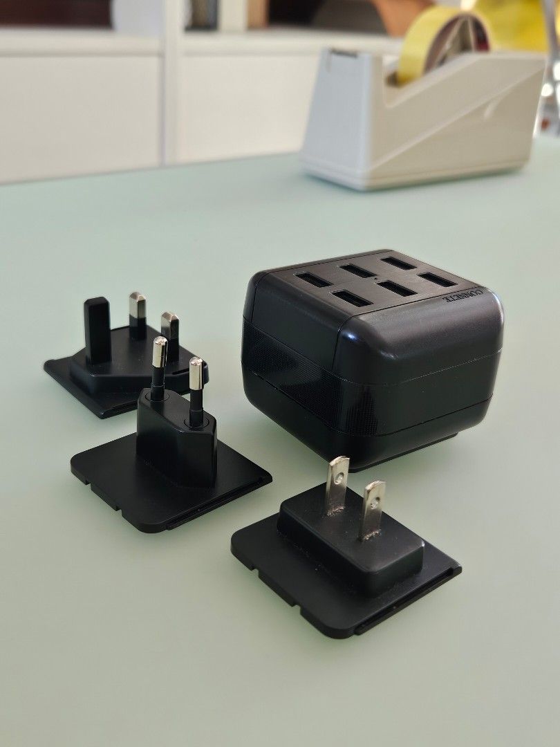 Multi-Port USB Travel Adaptor (Category: Chargers & Cables) located in San Pedro. Submitted by tennouplaysps (Listing ID 1431676031, Image 2). Description: Multi-Port USB Adaptor 6 x USB-A ports Power light indicator Output power: 35W Removable plugs for global usage Excellent working condition Rfs: decluttering Php 500 GCash or bank transfer Pick-up in Alabang area .