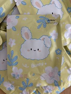 (Category: ) located in . Submitted by honeyapparels (Listing ID 1431708936, Image 1). Description: .