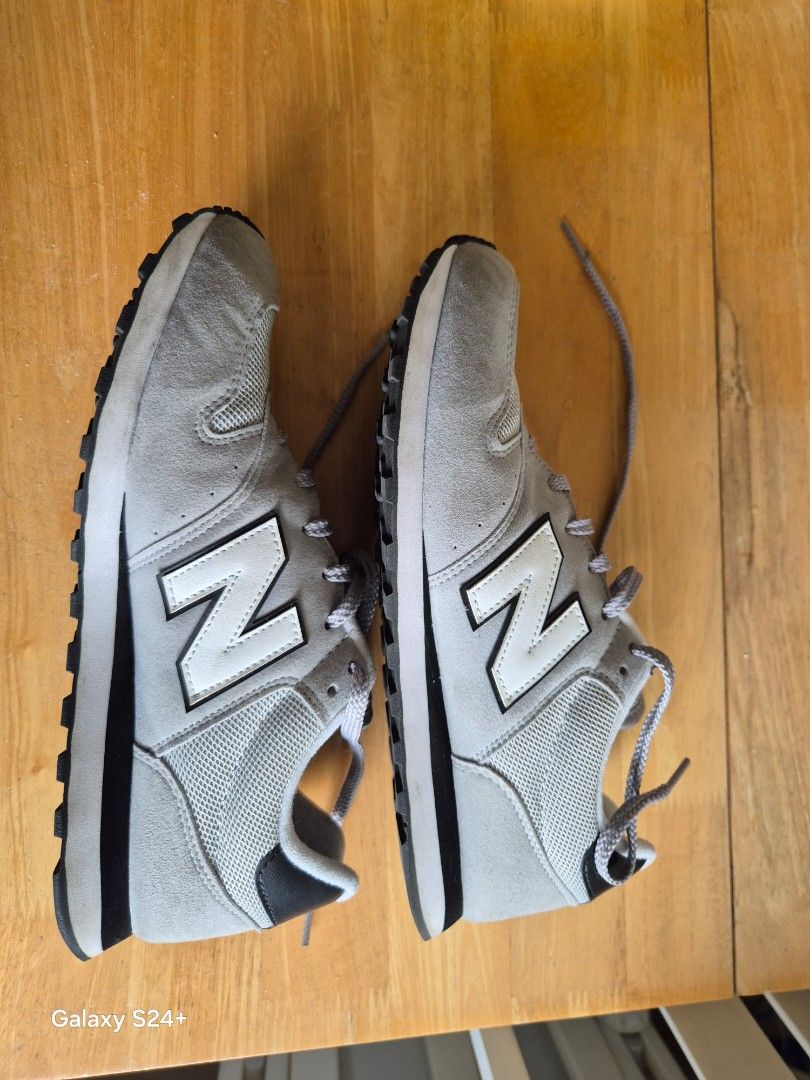 New Balance 500 Gray Men US 9.5 (Category: Casual Shoes) located in Pasig City. Submitted by talehat (Listing ID 1431759871, Image 2). Description: New Balance 500 Size Men US 9.5 Shoes only no box.