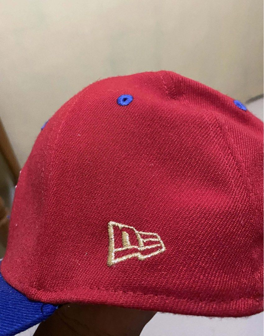 New Era Toronto Blue Jays MLB Cap (Category: Caps & Hats) located in Manila. Submitted by kathhhhh236 (Listing ID 1431759754, Image 3). Description: - Toronto Blue Jays cap - 39THIRTY style - MLB Timeline Collection - Red crown, blue brim - Size: Large/XLarge - Era: 1997-2002.
