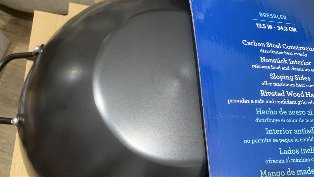 Oster wok (Category: Cookware & Accessories) located in Manila. Submitted by slothyspad (Listing ID 1431784410, Image 3). Description: .