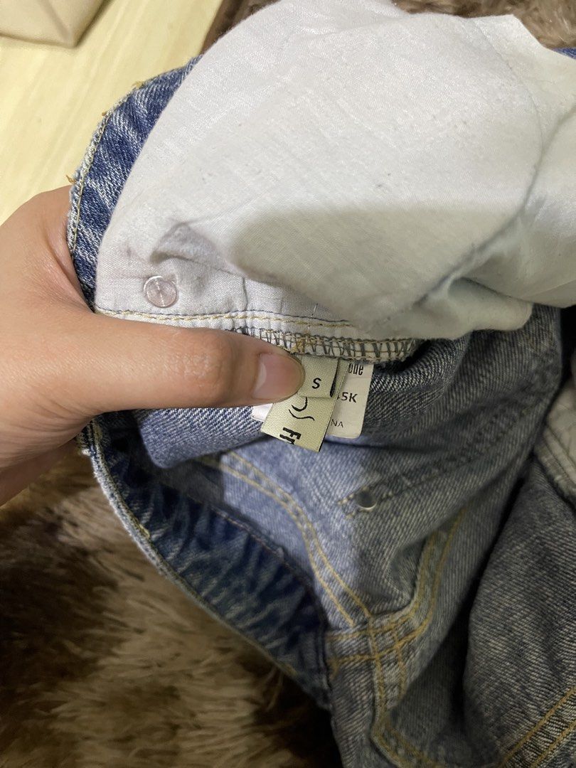 Pants (Category: Jeans) located in Manila. Submitted by _eahmczz (Listing ID 1431781681, Image 3). Description: 📍SJDM bulacan.