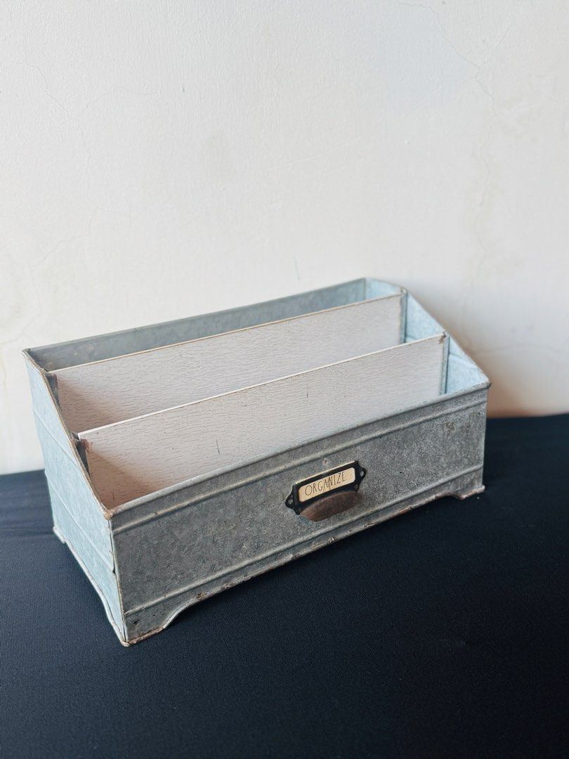 Rae Dunn Metal organizer (Category: Storage Boxes & Baskets) located in Cavite. Submitted by chaidc (Listing ID 1431595401, Image 1). Description: Brand: Rae Dunn.