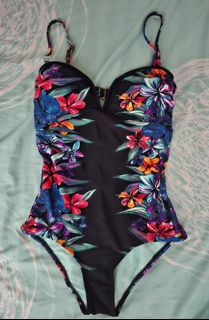 (Category: ) located in . Submitted by l.m.m. (Listing ID 1431699011, Image 1). Description: .