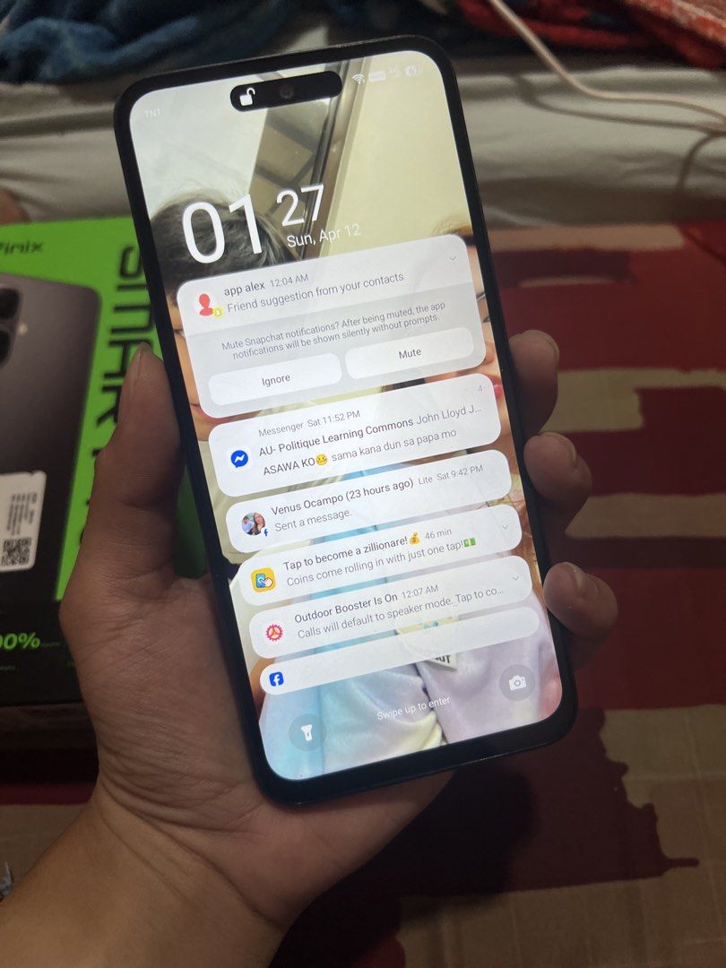 Rush 4k Infinix smart 10 Good as new (Category: Cases & Sleeves) located in Manila. Submitted by venusocamp01604 (Listing ID 1431584736, Image 3). Description: Infinix smart 10 Fix price rush 4k Pasig meet up 8/128gb No issue! Underwaranty until december 24, 2026 First owner! Pass sa buraot Inclution Original charger Box manual and sim ejector Case.