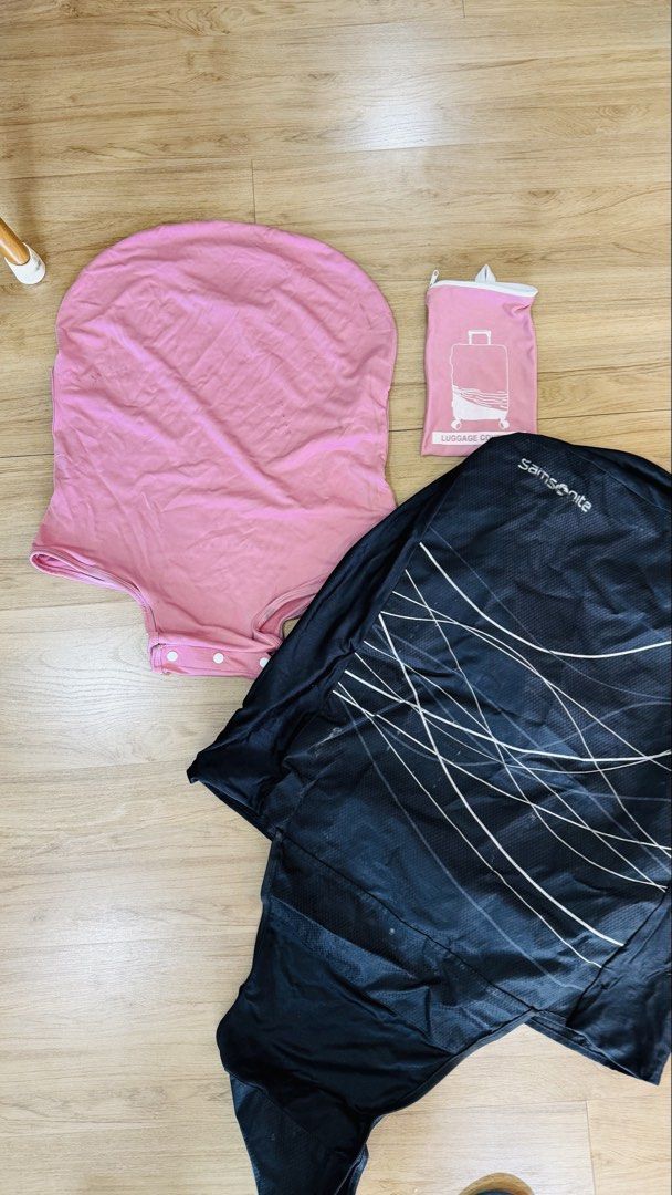 Samsonite Medium Luggage Cover (Category: Luggage) located in Pasig City. Submitted by decltter01 (Listing ID 1431593924, Image 2). Description: - Black Samsonite luggage cover with white pattern print, fits most medium sized luggage - free Pink luggage cover with button closure fits most Small / cabin sized luggage - pick up via grab / lalamove. Near estancia pasig .
