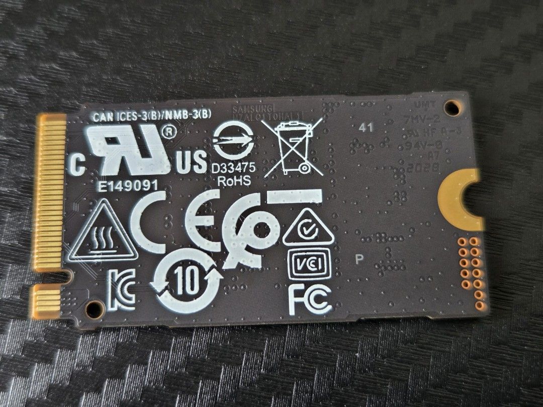 Samsung PM991 NVMe SSD 512GB489303484191232001