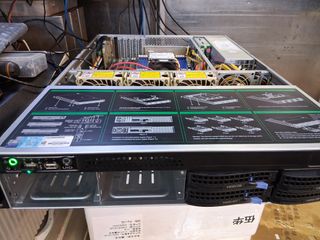 Server available for testing; not sold separately440048019058216960