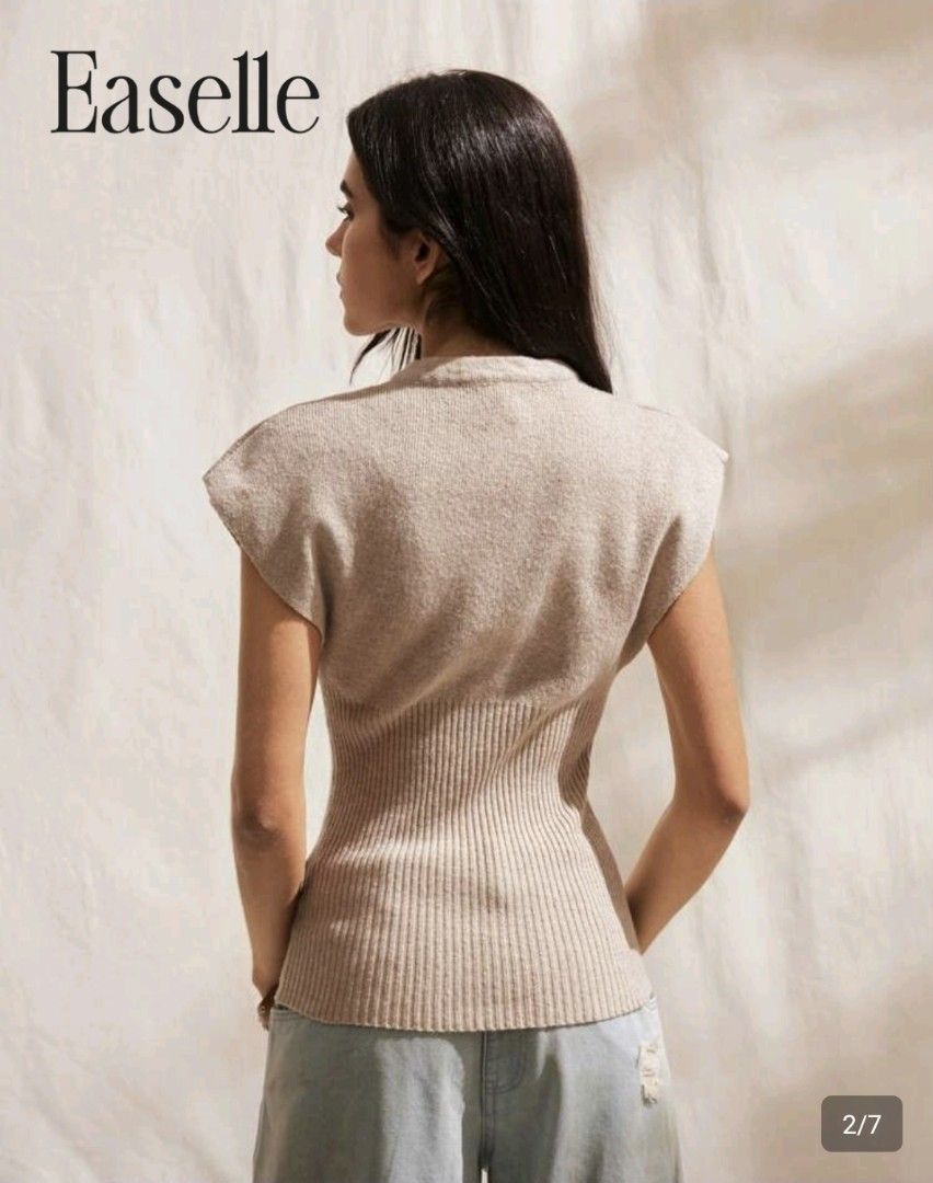 Shein Knitted Flare Sleeves Top (Category: Blouses) located in Manila. Submitted by the_cabinetdeclutter (Listing ID 1431637236, Image 2). Description: -Brand new! Never worn. Rfs: Neckline not my style but super pretty and ganda ng tela!! -Final price posted.