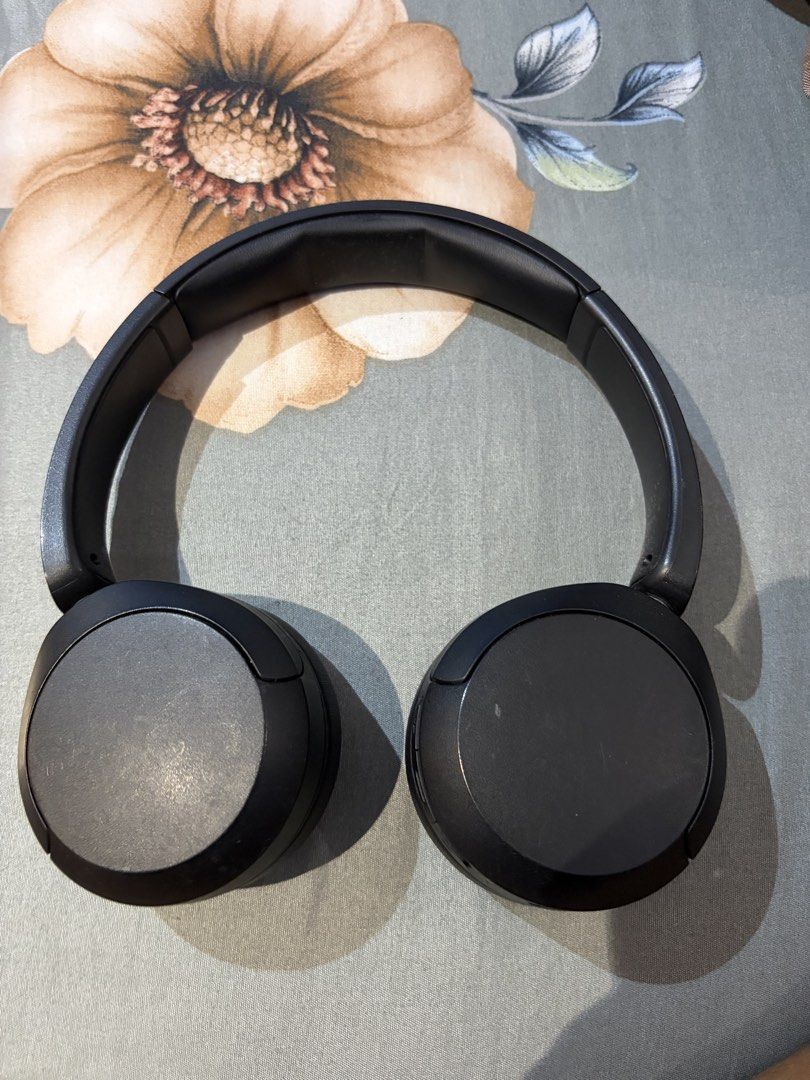 Sony Headphones - Black