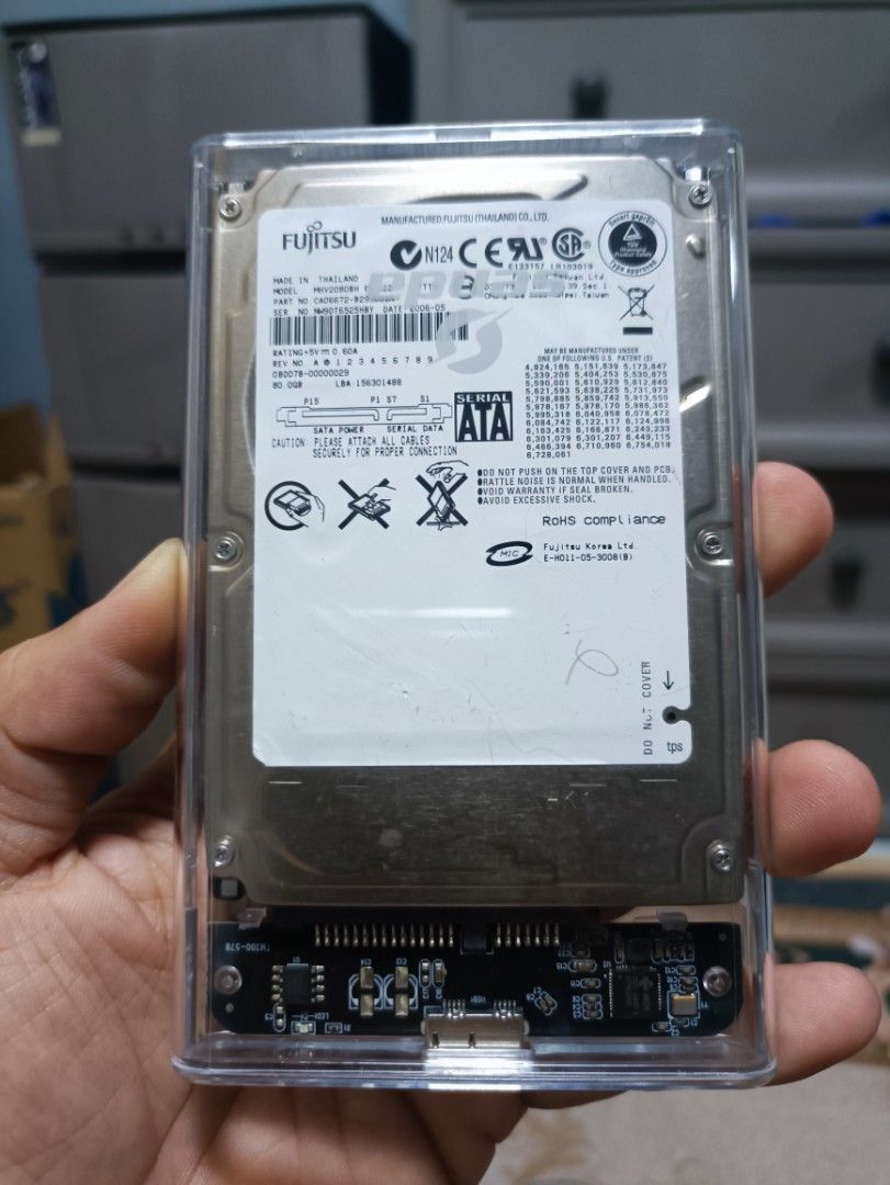 SSD drive 80gb (Category: Hard Disks & Thumbdrives) located in Marikina City. Submitted by m4rck (Listing ID 1431745026, Image 1). Description: Bagong bili yung SSD case SSD memory size 80GB Walang kasama g USB wire ningatngat ng frenchie ko. Issue: My power pero ayaw ma read sa laptop yung SSD. selling it as defective Meetup: marikina or shipping.