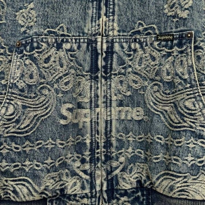 Supreme Bandana Jacquard Denim Jacket (Category: Luxury Apparel) located in Manila. Submitted by fangednoumena (Listing ID 1431612454, Image 3). Description: This item is for pre-order. Payment first to secure transaction. Expect arrival of the item for a week or two. All sizes (S to XL) available..