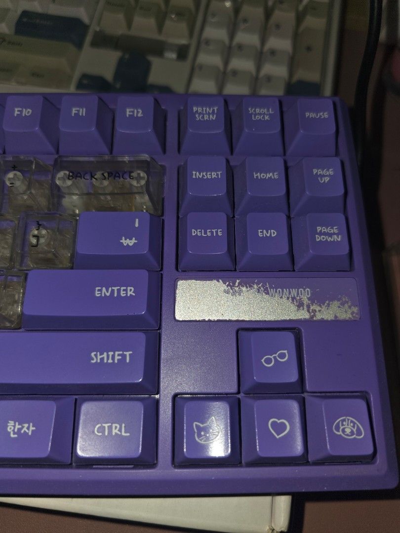 SVT WONWOO Love Packed Keyboard (Category: Computer Keyboard) located in Quezon City. Submitted by algeaania (Listing ID 1431693170, Image 2). Description: Keyboard with box itself, only problem is nagbakbak talaga yung sa may name nya (I believe known issue talaga sya from the time na narelease talaga product) Wired connection included Free acrylic cover Meet-up for test try possible. Delivery via courier possible as well RFS: As a finance perso