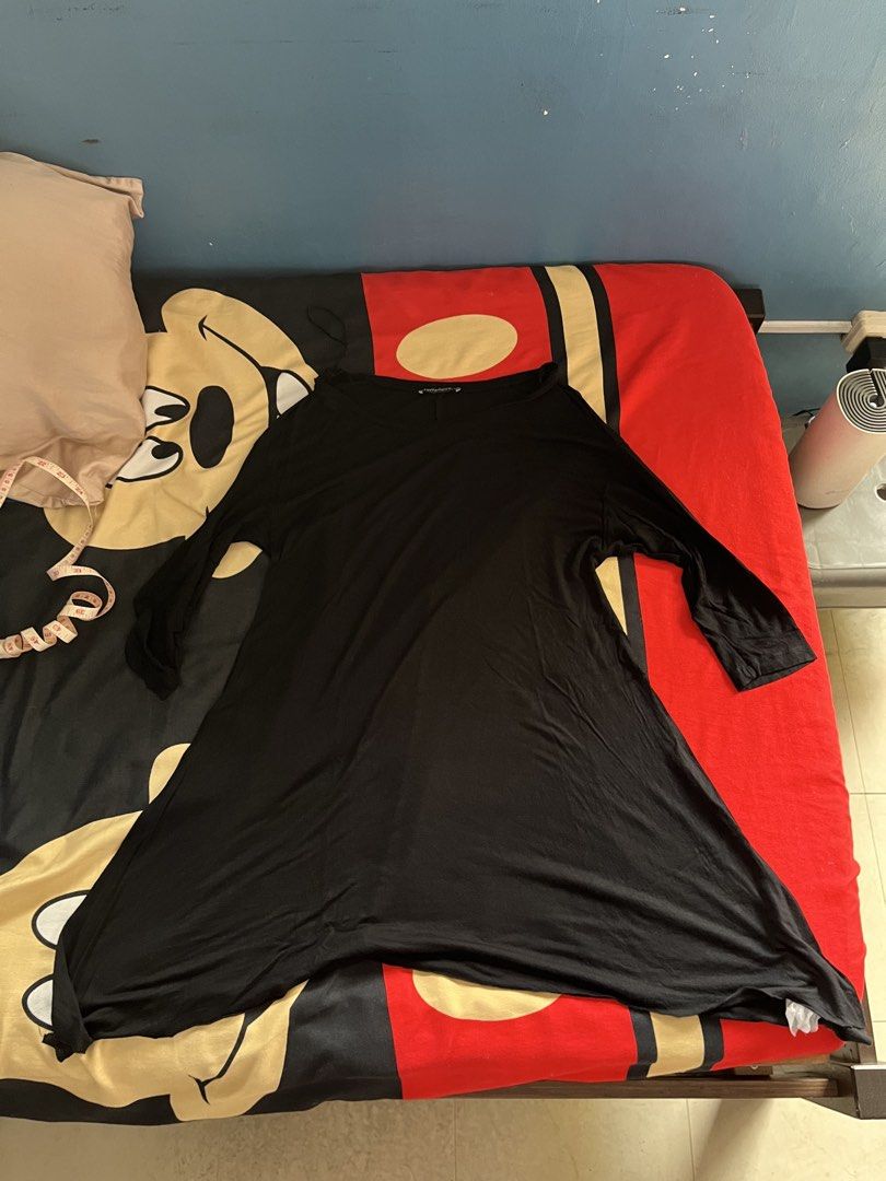 Terranova Black Dress (Category: Dresses) located in Quezon City. Submitted by stipen08 (Listing ID 1431611868, Image 1). Description: Terranova black dress Size Small Length - 27.5 Width - 16 .
