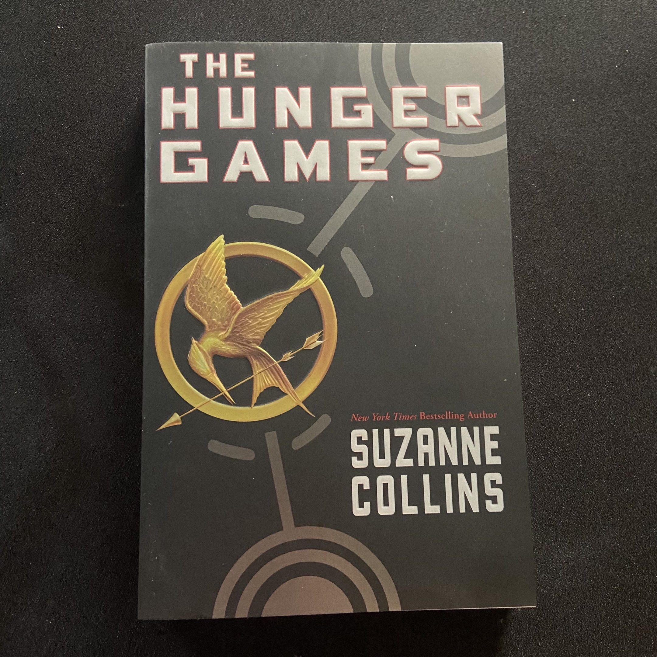 The Hunger Games by Suzanne Collins (Category: Storybooks) located in Quezon City. Submitted by miniyaa (Listing ID 1431639266, Image 1). Description: - no other damages than the one posted - bought for P839 on Fully Booked last February Loc: QC (Near SM North) .
