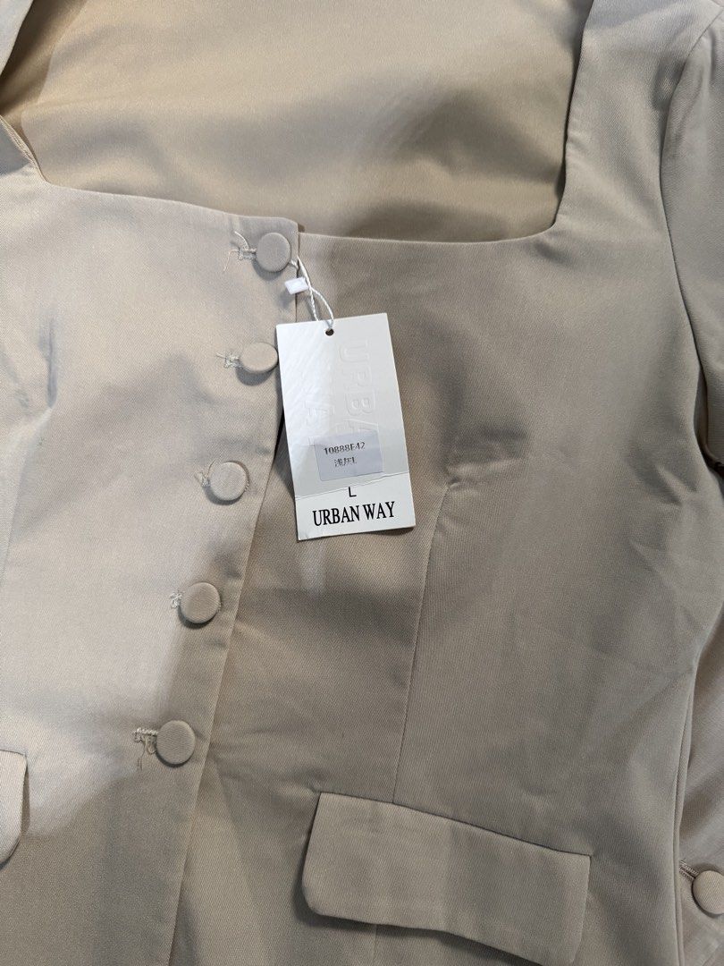 Urban Way Square Neck Top - Size L (Category: Blouses) located in Manila. Submitted by raphaelain17296 (Listing ID 1431736464, Image 3). Description: - Urban Way top - Size: L - Features: Square neckline, short sleeves, button-down front, two front pockets - Color: Beige.