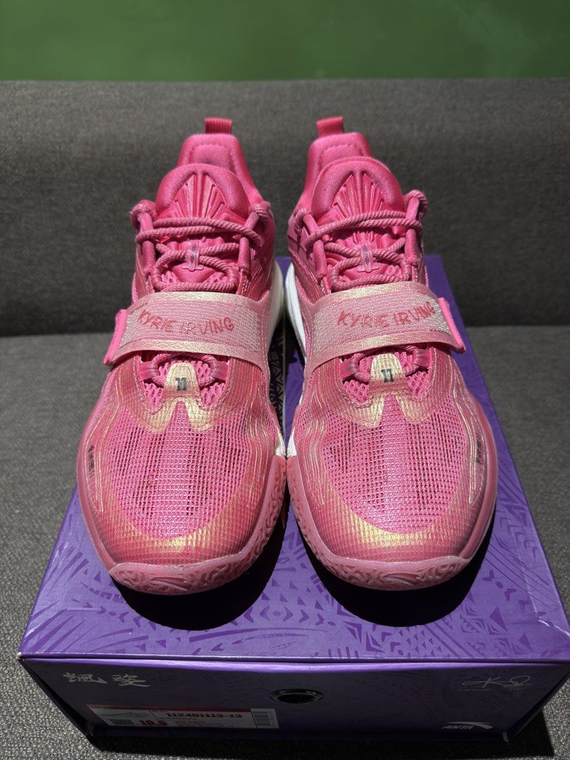 (USED) Anta Kai 1 'Jelly' - Size 10.5US (Category: Sneakers) located in Mandaluyong City. Submitted by ktdmngls (Listing ID 1431697073, Image 2). Description: SELLING: Anta Kai 1 'Jelly' Size: 10.5US Used around 5-8x Complete (Box, Papers and Inserts) 💵 ₱3,500 (+ sf) 💵 Mandaluyong area PM/DM.