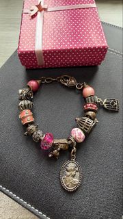 (Category: ) located in . Submitted by tbmsisters (Listing ID 1431623341, Image 1). Description: .