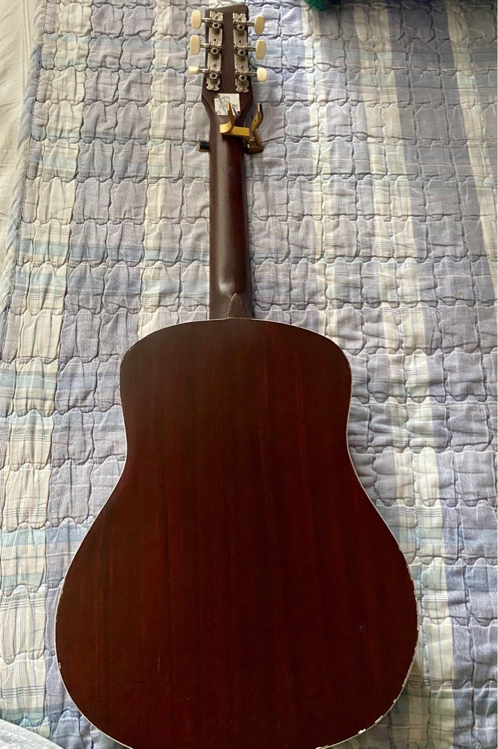 VYX Classic Black Acoustic Guitar (Category: Musical Instruments) located in Cainta. Submitted by sneakseller1995 (Listing ID 1431625051, Image 3). Description: Brand: VYX 34 Inches Good as new Low action Tuned Perfect for Beginners!.