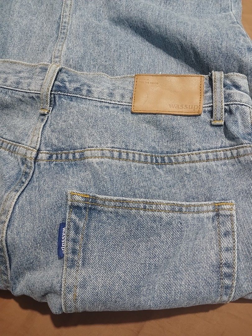 🔥Wassup🔥 (Category: Jeans) located in Cadiz. Submitted by jcthrifting (Listing ID 1431684921, Image 3). Description: 🔥Wassup🔥 Jeans Pants👖 M on tag 31W×40L LO 12.5 Hem 7 minimal flaw sa last pic parang tinapalan pero hindi halata all in all goods padin 📩.