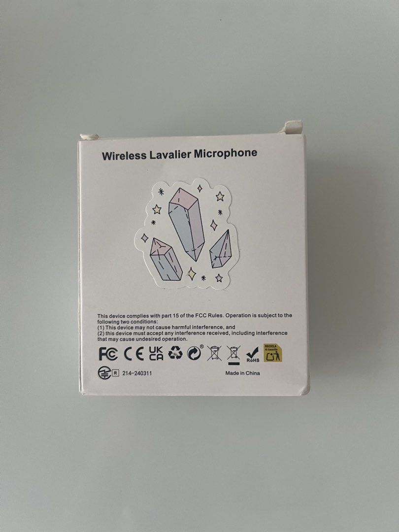Wireless Lavalier Microphone - Brand New426013500512686081