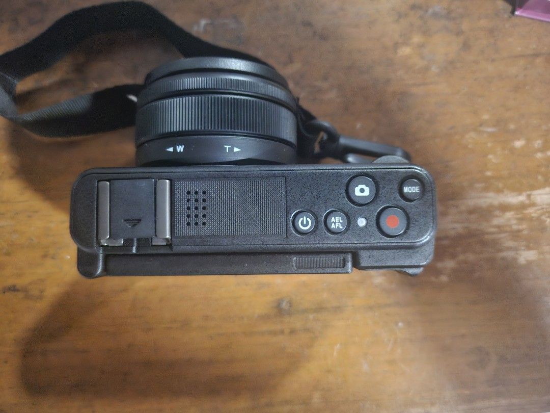 Yashica City100 Digital Camera (Category: Cameras) located in Quezon City. Submitted by aiuradarling (Listing ID 1431638161, Image 3). Description: FS: Yashica City100 Black 🏷 10,000 • Inclusions: Original box, strap, receipt/warranty, pouch, lens cover (no sd card) • 9/10 body cosmetics (dent on body, scratch on screen protector) • No functional issues, all working • Compact • Zoom: Digital 3x Optical Zoom, 4x Digital Zoom • Built-in Microphone
