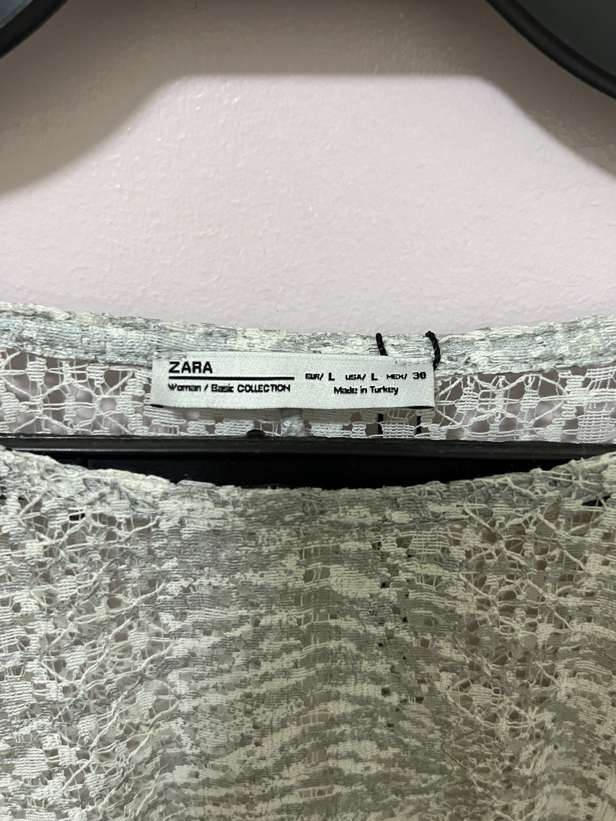 Zara - See through cover up (Category: Sleeveless) located in Quezon City. Submitted by rheisells_ (Listing ID 1431699218, Image 2). Description: - Long sleeves - Ruffle detailing - Cropped fit .