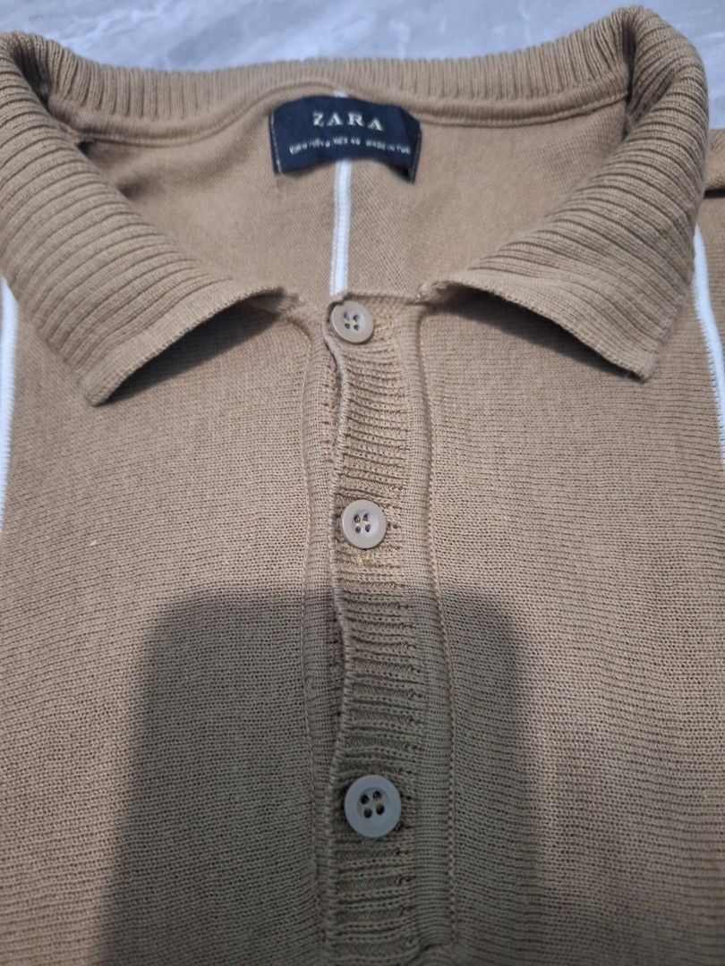 Zara Man Old Money Polo (Category: Tshirts & Polo Shirts ) located in Palayan City. Submitted by erae_lf (Listing ID 1431739481, Image 3). Description: no issue excellent condition like new cut wash tag size width 18" length 31" Location Palayan City Nueva Ecija.