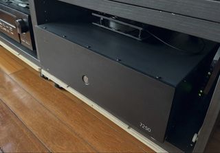 （分類：）位於 。 由 calvinssss 提交（商品編號 1431897091，圖片 1）。簡介： 。