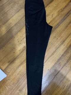 (Category: ) located in . Submitted by hhhhcloset (Listing ID 1431947933, Image 1). Description: .