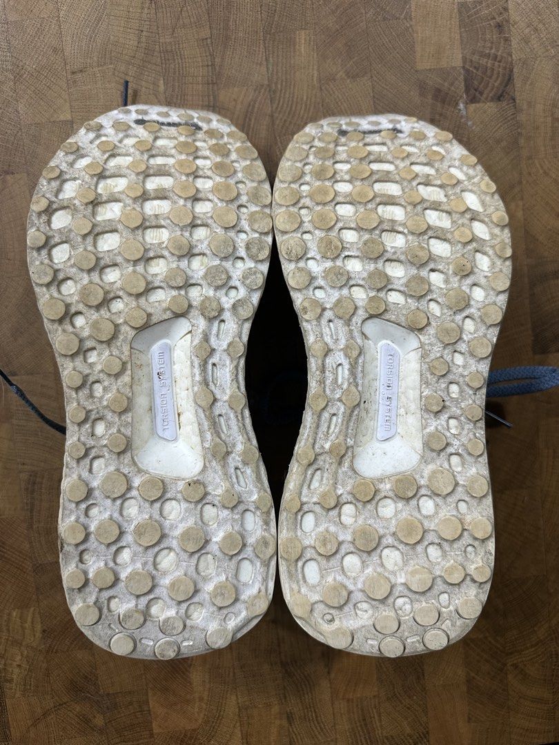 Adidas Ultraboost Parley Sneakers (Category: Sneakers) located in Taguig. Submitted by myalist (Listing ID 1431825019, Image 3). Description: Used Adidas Ultraboost Parley sneakers - Blue colorway - Parley branding on heel - Sock-like Primeknit upper - Boost Midsole In Fair Condition P1000 only PLEASE MANAGE YOUR EXPECTATIONS SINCE THIS IS A USED ITEM. Item is located in Taguig City PM me for details. .