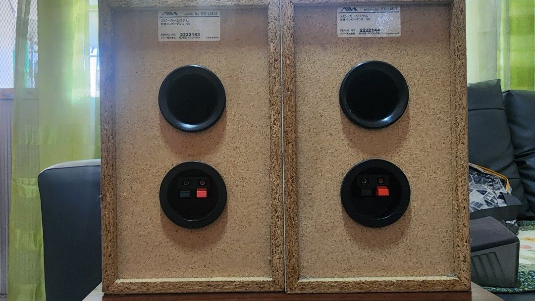 Aiwa (Category: Soundbars, Speakers & Amplifiers) located in Makati City. Submitted by wildwolf.182cf6 (Listing ID 1431833256, Image 3). Description: aiwa speaker.