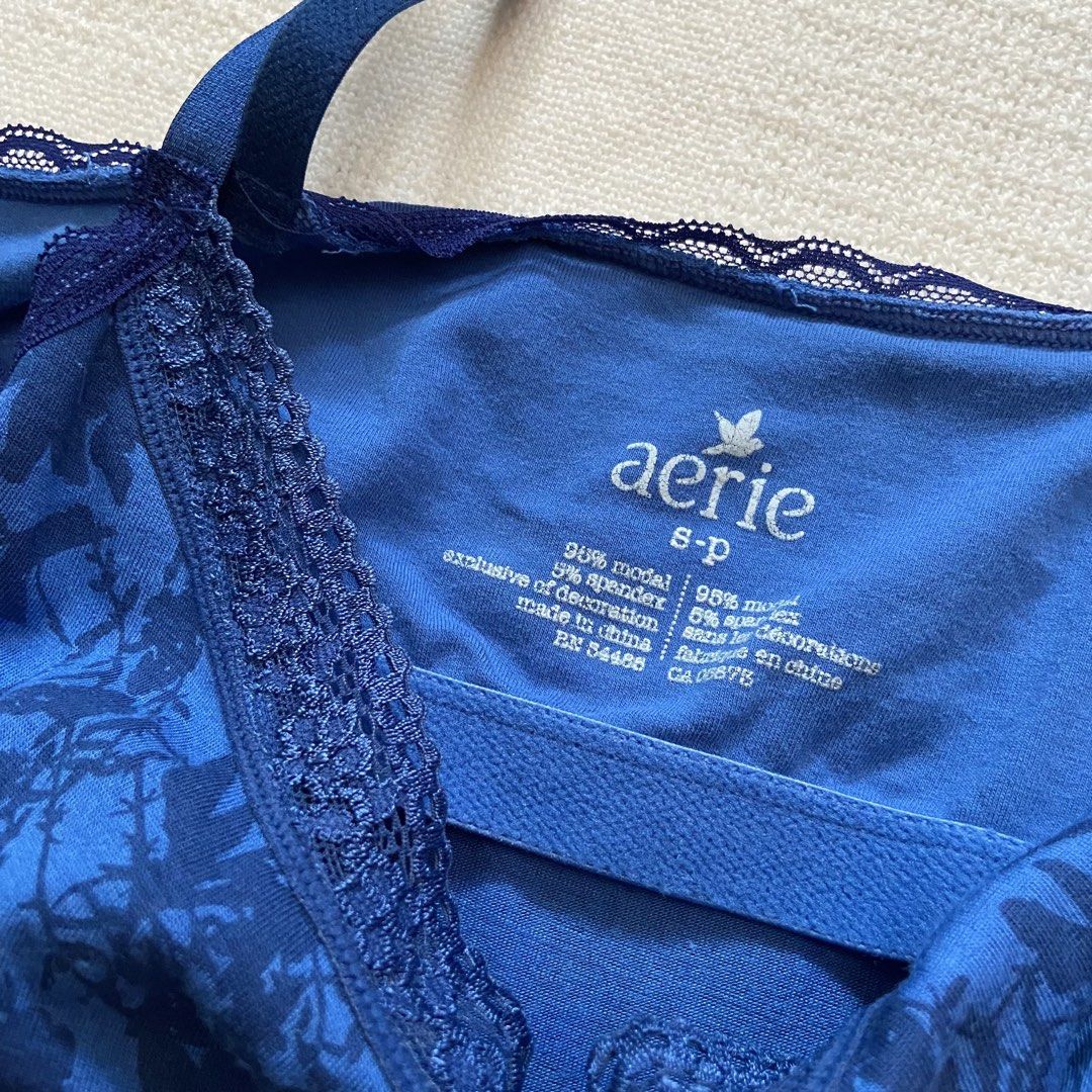 American Eagle floral lace trim cami (Category: Sleeveless) located in Rizal. Submitted by urkoala (Listing ID 1431848650, Image 2). Description: fits small.