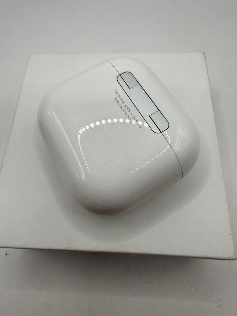 Apple Airpods 4425840348936939521