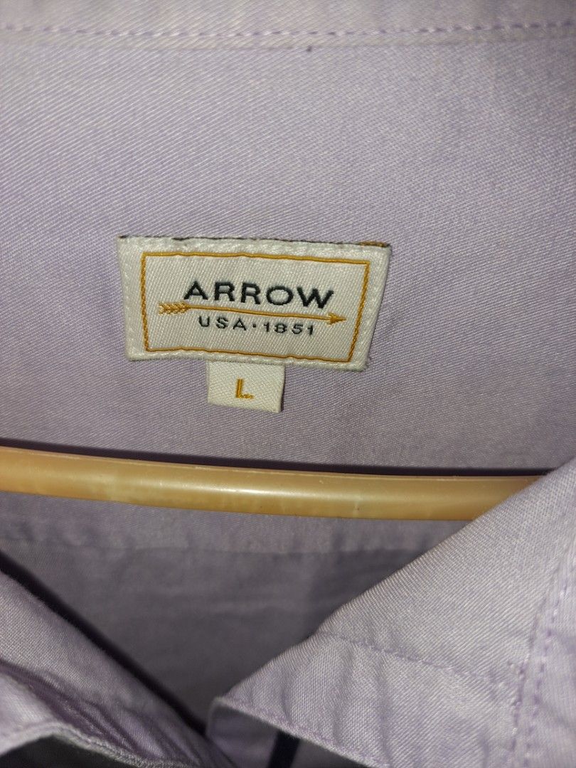 Arrow Purple Longsleeves Polo (Category: Longsleeves) located in Manila. Submitted by manilaneeds_ (Listing ID 1431970184, Image 2). Description: large size in good condition no flaws.