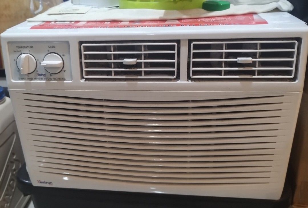 Astron 1.0HP Inverter Class Window Type Aircon (Category: Air Conditioning and Heating) located in Manila. Submitted by greenteafr36676 (Listing ID 1431968665, Image 1). Description: - Astron 1.0HP Inverter Window Type Aircon - Energy-efficient with R32 refrigerant - Energy Efficiency Ratio: 9.9 - Power Consumption: 1200W - Includes air filter - Anti-rust - Manual model: TCL100MA.