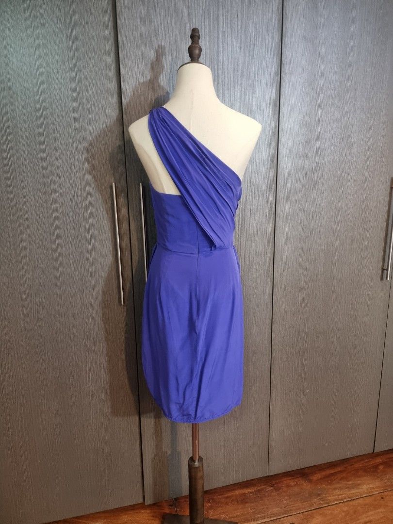 Authentic Zimmermann One-Shoulder Silk Dress (Category: Dresses) located in Manila. Submitted by bejwled (Listing ID 1431916132, Image 3). Description: Brand: Zimmermann **100% guaranteed authentic from Australia. - premium 100% silk fabric. Condition: pre-loved. see last 2 photos. there is a minor flaw from deodorant stain. not very noticeable when worn Size on tag is 1 (Small) Shipping is via LBC or lalamove/grab. location of the item is Magall