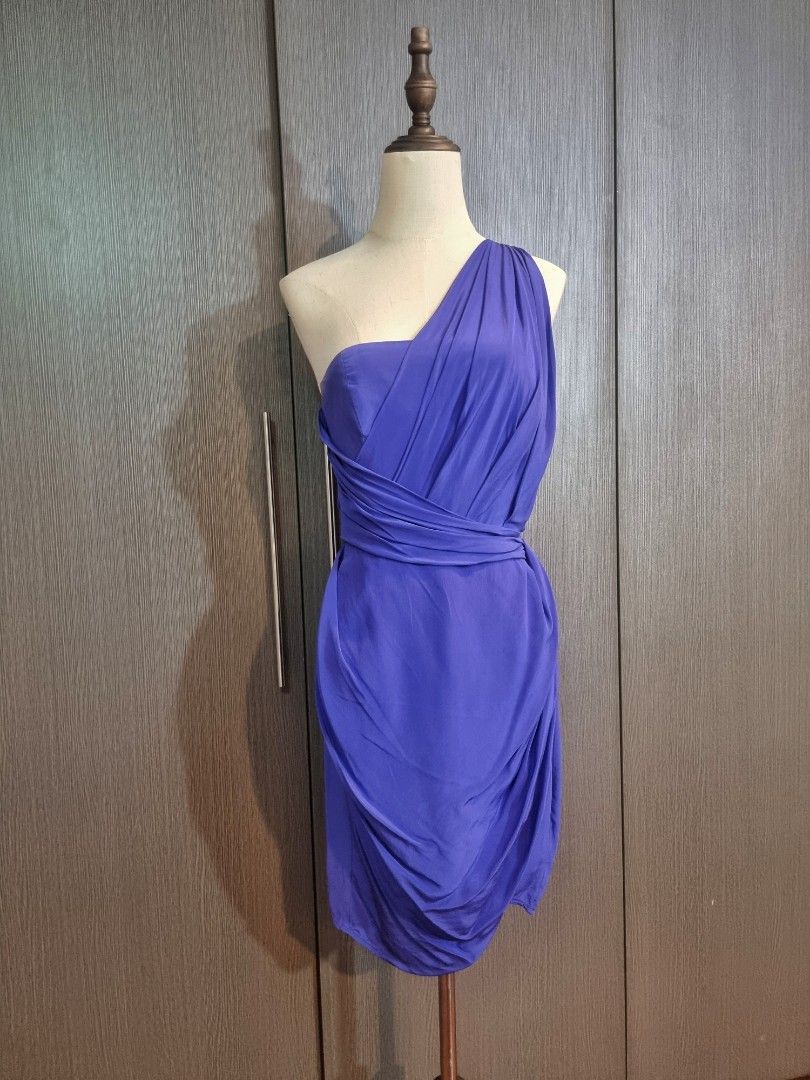 Authentic Zimmermann One-Shoulder Silk Dress (Category: Dresses) located in Manila. Submitted by bejwled (Listing ID 1431916132, Image 2). Description: Brand: Zimmermann **100% guaranteed authentic from Australia. - premium 100% silk fabric. Condition: pre-loved. see last 2 photos. there is a minor flaw from deodorant stain. not very noticeable when worn Size on tag is 1 (Small) Shipping is via LBC or lalamove/grab. location of the item is Magall