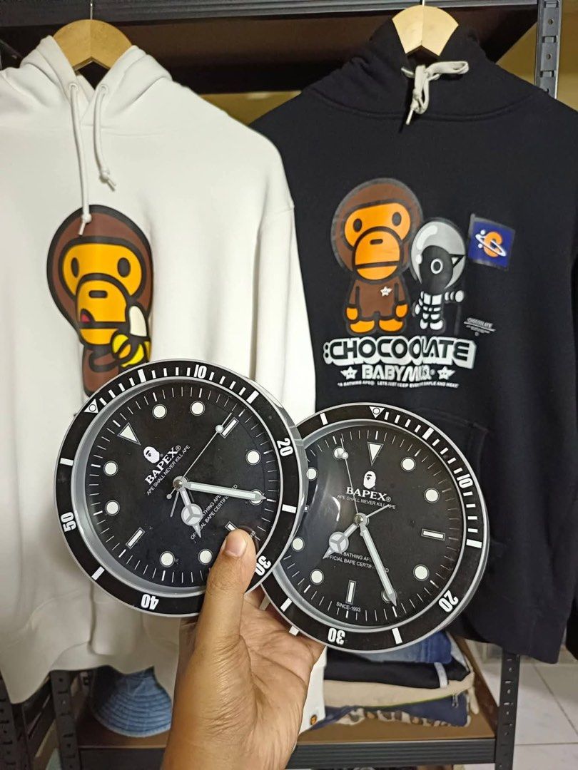 BAPEX Bathing Ape Wall Clock / Alarm Clock (Category: Clocks) located in San Jose. Submitted by shady.archives (Listing ID 1431976199, Image 1). Description: 1500 each Lightly used Working condition Accurate time.