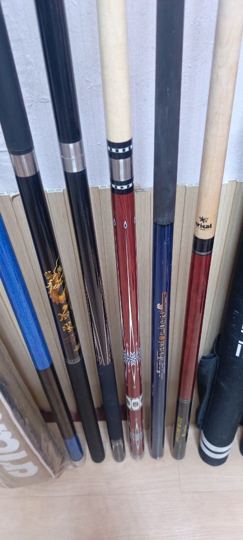 Billiard cuestick tako and case (Category: Billiards and Bowling) located in Pasig City. Submitted by artliam888 (Listing ID 1431805100, Image 3). Description: - Variety of billiard cue sticks. - Variett of billiard cue sticks bag. - Different designs and colors. - Wood and Carbon fiber - Suitable for all skill levels. BRANDNEW never been used . PRICELIST From Left to Right 1. Crical Hardcase 6slot - 3,990 (6, 499 if bundle with #7 Crical 3pc cue