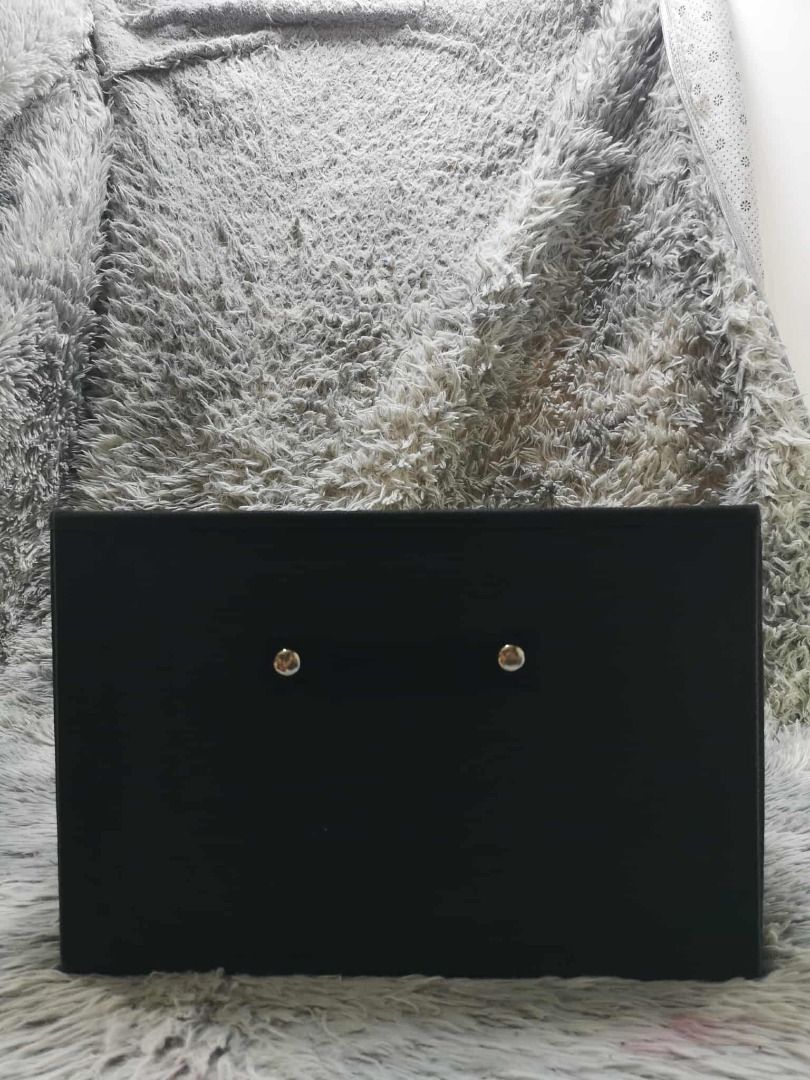 Black Fabric Storage Box (Category: Storage Boxes & Baskets) located in Santa Cruz. Submitted by jmy_surplus.2 (Listing ID 1431798964, Image 1). Description: Size ; L - 10 W - 15 Color ; Black Type ; Storage Box Brand ; No brand Material ; Fabric Style ; Black Storage Box LR 75 JMY 5 Batch #198.