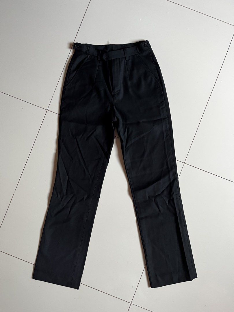 Black Trousers (Category: Other Bottoms) located in Tacloban City. Submitted by priv_ (Listing ID 1431864901, Image 1). Description: - Black straight-leg trousers - Brand: CHOUTAIFOOK GOLDTEX - Button closure - Side pockets - Adjustable waist tabs - V nice quality - Used once - Waist: 22”-24” Mop: Gcash Location: Tacloban City.