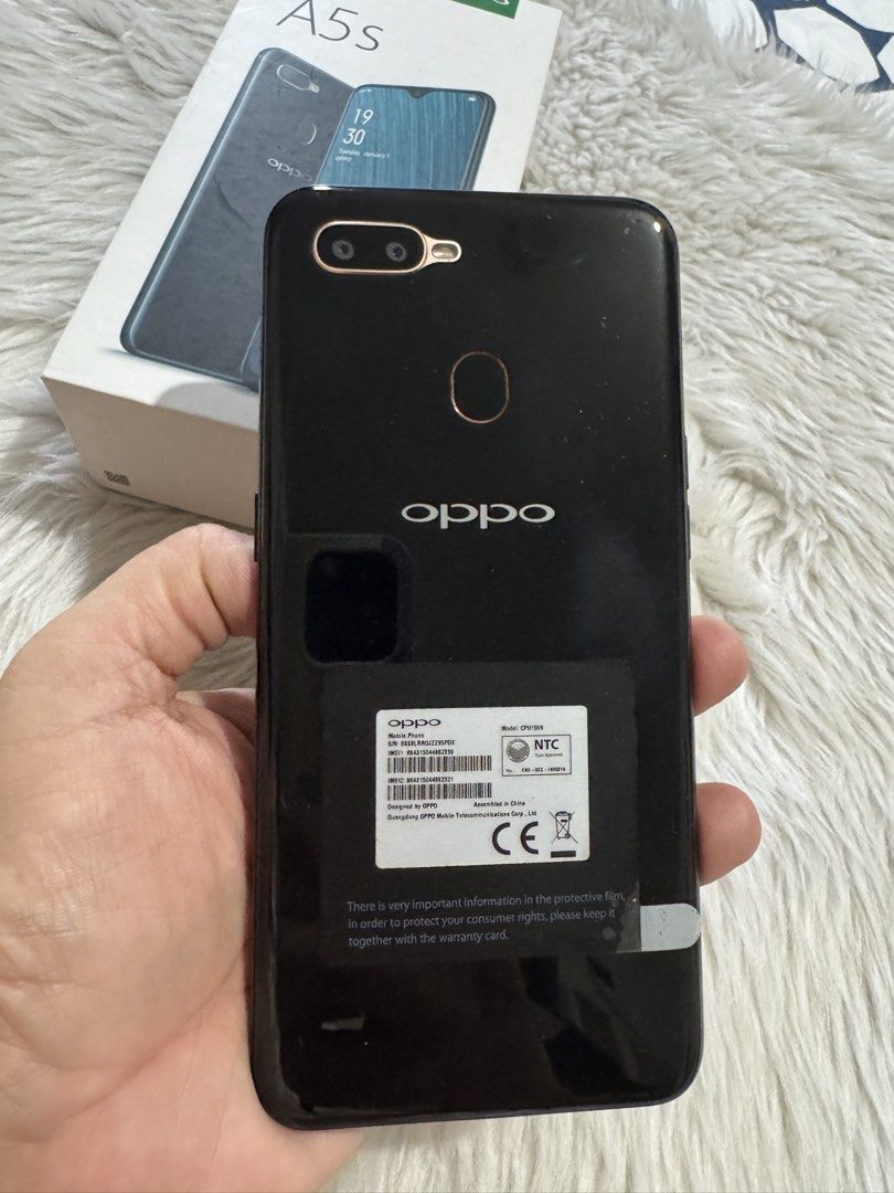 Bundle Oppo A5S & OppoA15S (Category: OPPO) located in Bocaue. Submitted by mamikyuti (Listing ID 1431879640, Image 3). Description: selling two phones: an A5S with its original box and an A15S without a box. Both phones are legit/original, have smooth performance, and are being sold without chargers. You’re open to low offers for both. OppoA5s-32gb OppoA15s-64gb.