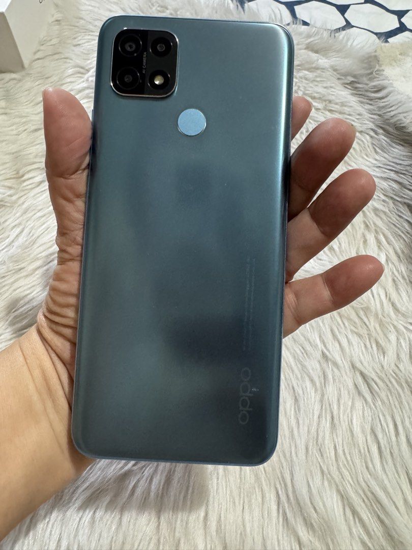 Bundle Oppo A5S & OppoA15S (Category: OPPO) located in Bocaue. Submitted by mamikyuti (Listing ID 1431879640, Image 2). Description: selling two phones: an A5S with its original box and an A15S without a box. Both phones are legit/original, have smooth performance, and are being sold without chargers. You’re open to low offers for both. OppoA5s-32gb OppoA15s-64gb.