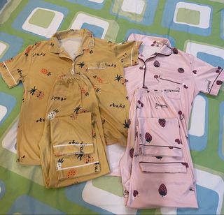 (Category: ) located in . Submitted by Pinksisters (Listing ID 1431873283, Image 1). Description: .